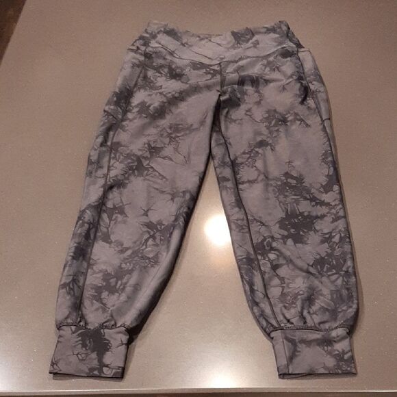 CALIA by Carrie Underwood Pants - Calia Marble Gray Jogger Pants